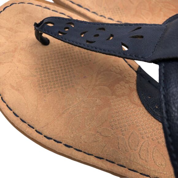 BOC Born Concept T-Strap Thong Ankle Strap Flat Sandals Shoes Size 10 Navy Blue - Picture 9 of 9
